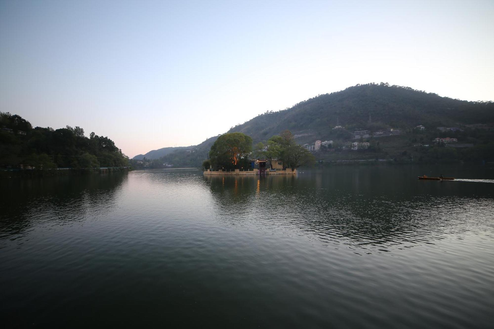 Royal Rosette Lake View Bhimtal Nainital Buitenkant foto