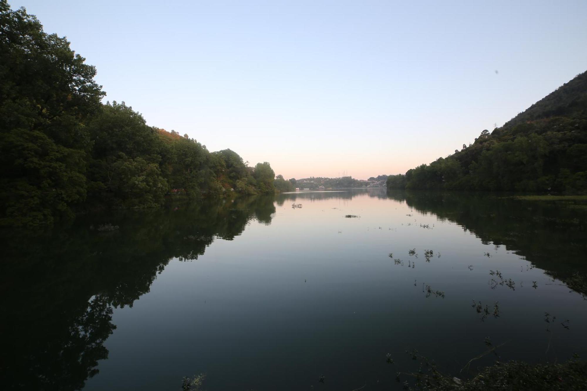 Royal Rosette Lake View Bhimtal Nainital Buitenkant foto